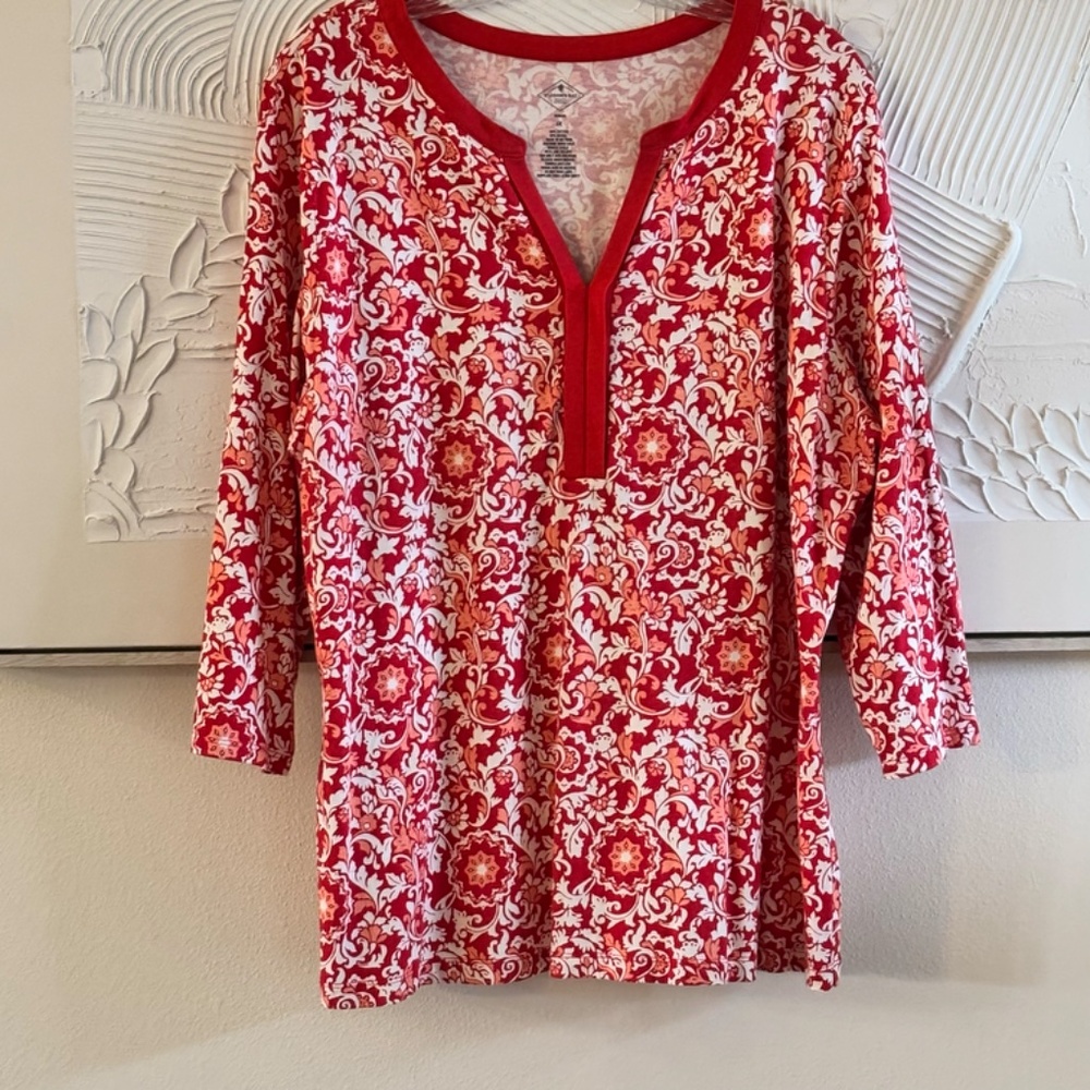 St. John's Bay Women's 3/4 Sleeve V neck Coral Orange White Floral Patter Top 1X
